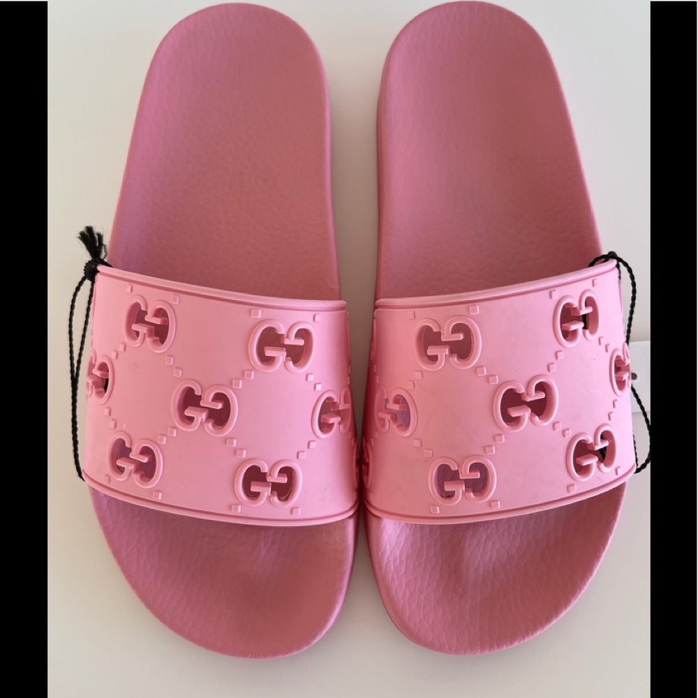 Gucci Pursuit GG Slide Sandals - Picture 2 of 11